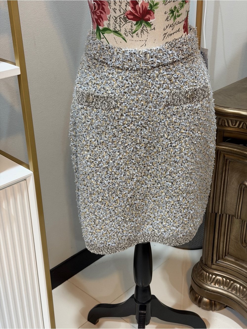 White House Black Market Bouclé Pencil Skirt in Light Gray and Cream